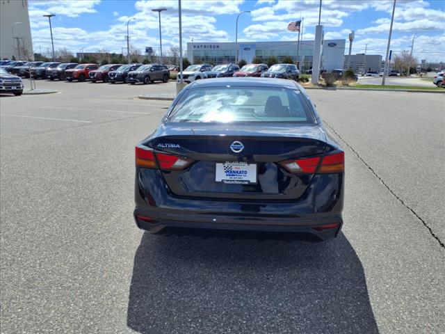 2022 Nissan Altima 2.5 S