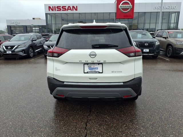 2022 Nissan Rogue SV