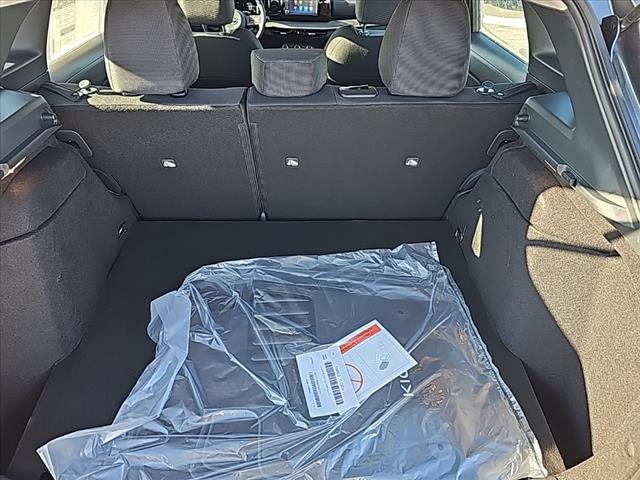2025 Nissan Kicks S