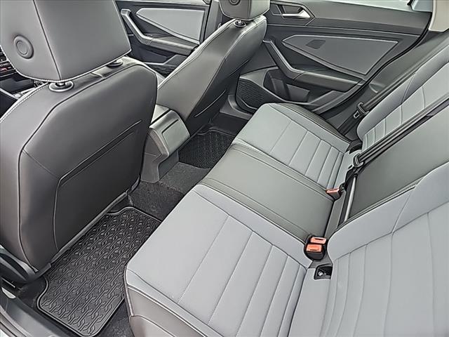 2025 Volkswagen Jetta SE