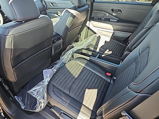 2025 Nissan Pathfinder Rock Creek