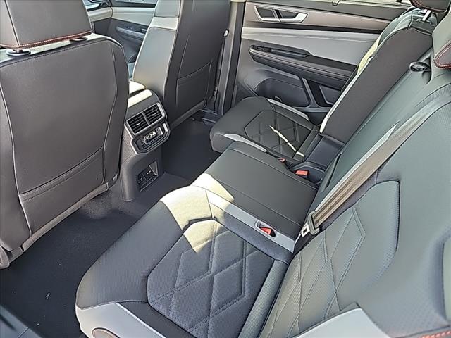 2025 Volkswagen Atlas Peak Edition 4Motion