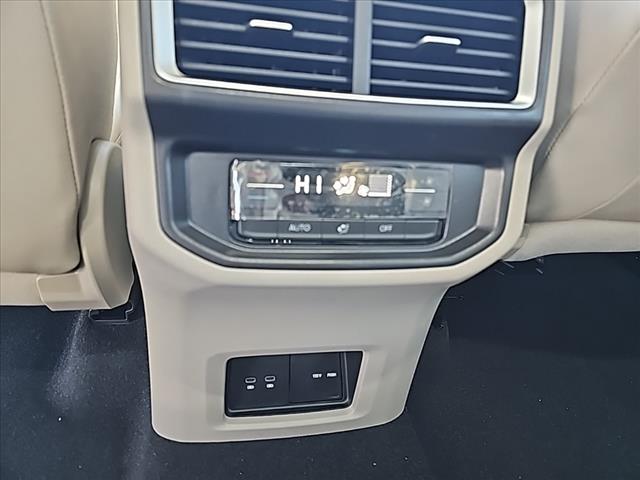 2025 Volkswagen Atlas SE 4Motion