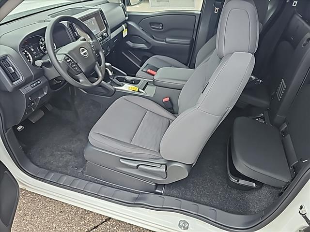 2025 Nissan Frontier S