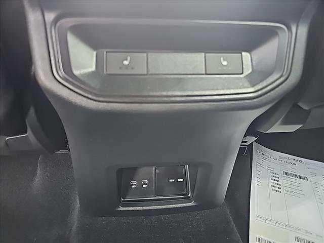 2025 Volkswagen Atlas Cross Sport SEL Premium R-Line 4Motion