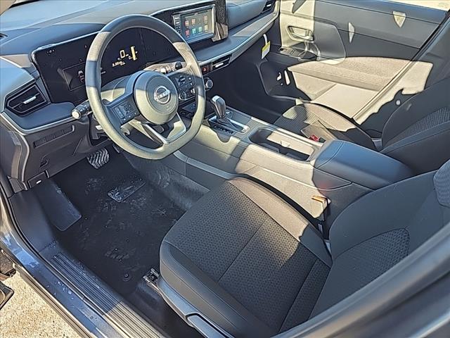 2025 Nissan Kicks S
