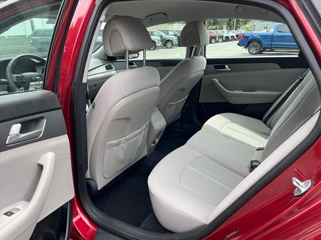 2016 Hyundai SONATA 2.4L SE