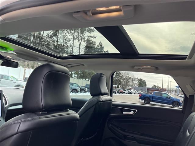 2022 Ford Edge 