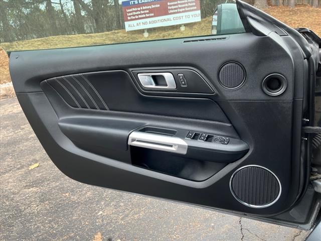 2022 Ford Mustang EcoBoost Premium