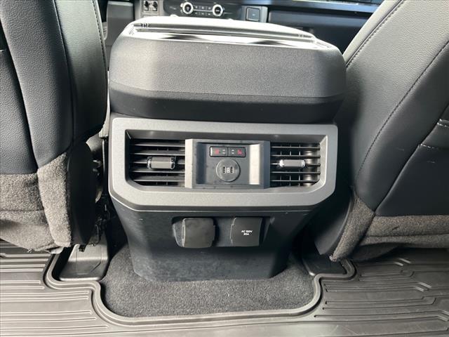 2023 Ford F-450 Super Duty LARIAT