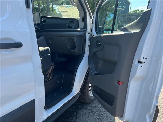 2025 Ford Transit Cargo