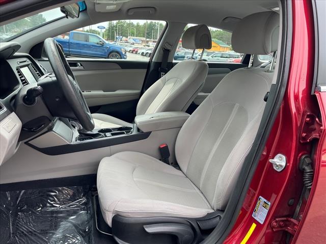 2016 Hyundai SONATA 2.4L SE