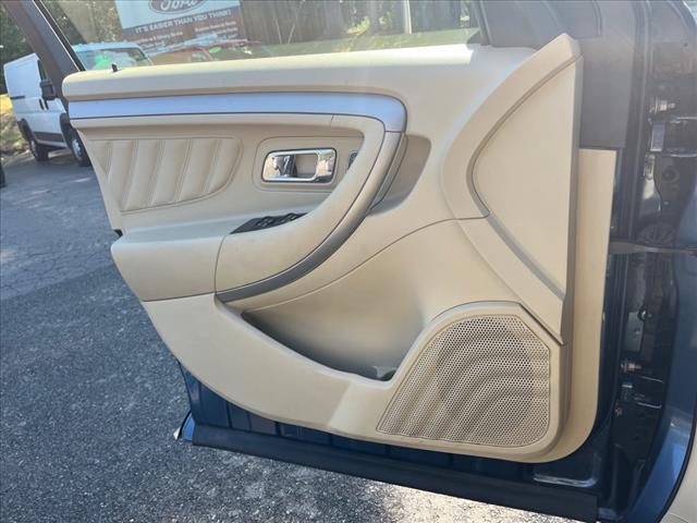 2018 Ford Taurus SE