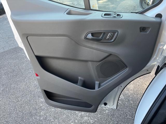 2025 Ford Transit Cargo