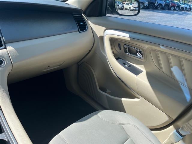 2018 Ford Taurus SE