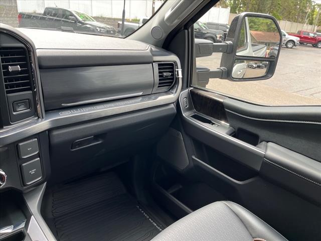 2025 Ford F-250 Super Duty LARIAT