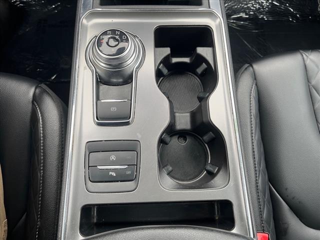 2023 Ford Edge Titanium