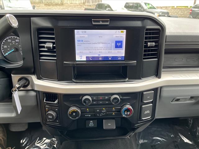 2025 Ford F-350 Super Duty XL
