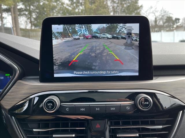 2020 Ford Escape Hybrid Titanium Hybrid