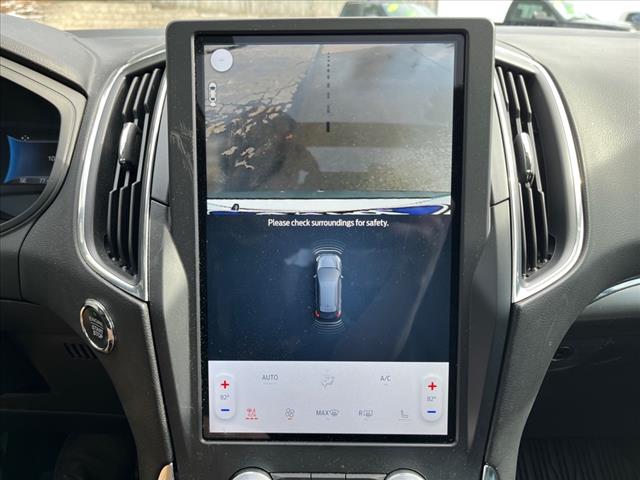 2022 Ford Edge 