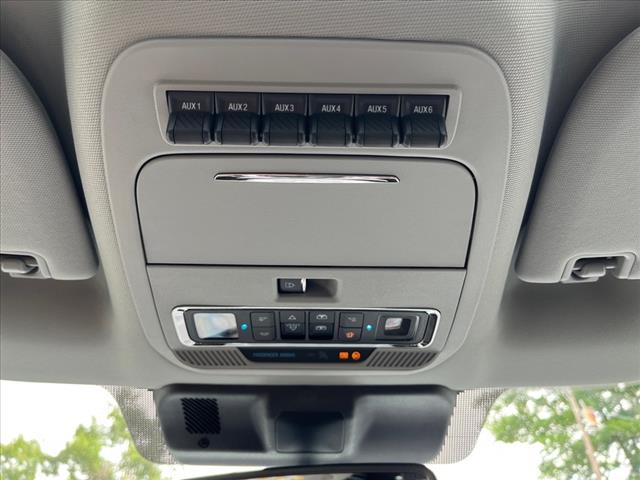 2025 Ford F-350 Super Duty LARIAT