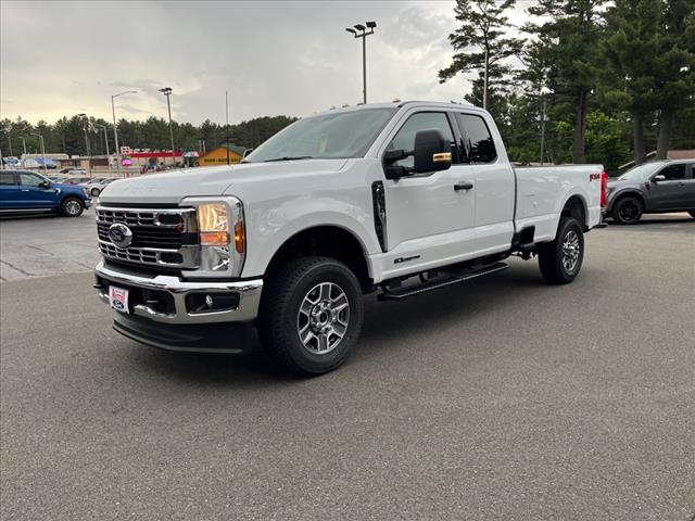 2025 Ford F-350 Super Duty XLT