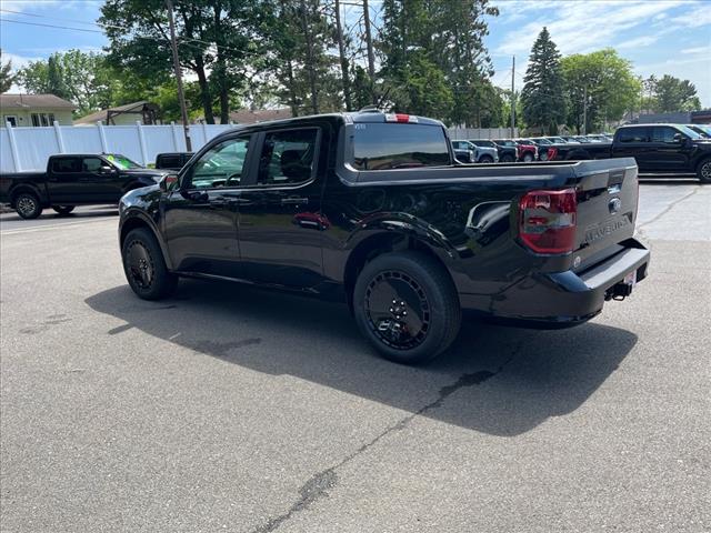2025 Ford Maverick Lobo Standard