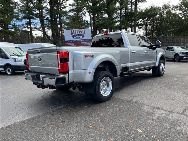 2023 Ford F-450 Super Duty LARIAT