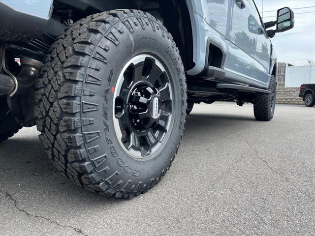2025 Ford F-350 Super Duty LARIAT