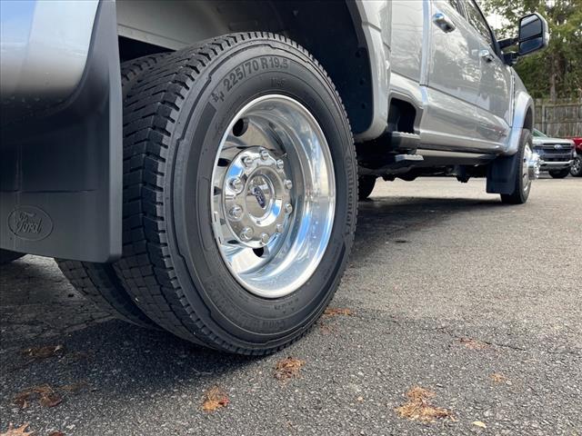 2023 Ford F-450 Super Duty LARIAT