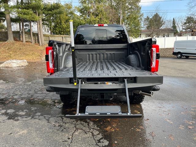 2025 Ford F-350 Super Duty Platinum