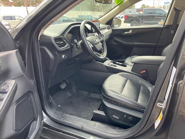 2020 Ford Escape Hybrid Titanium Hybrid