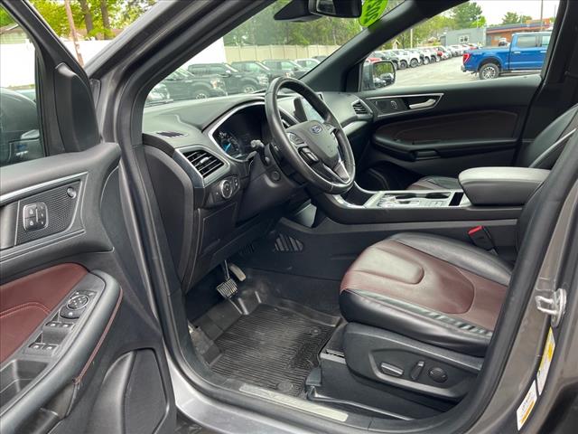 2021 Ford Edge Titanium