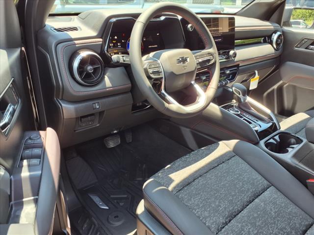 2025 Chevrolet Colorado Z71 - Photo 10