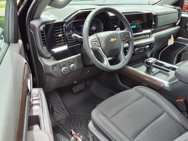 2025 Chevrolet Silverado 1500 LT - Photo 10