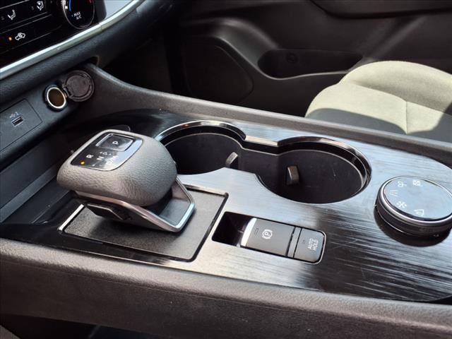 2023 Nissan Rogue S - Photo 11