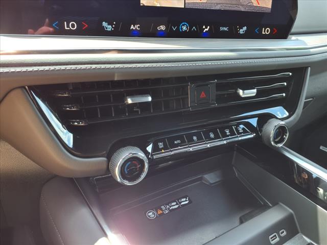 2025 Chevrolet Tahoe LT - Photo 13