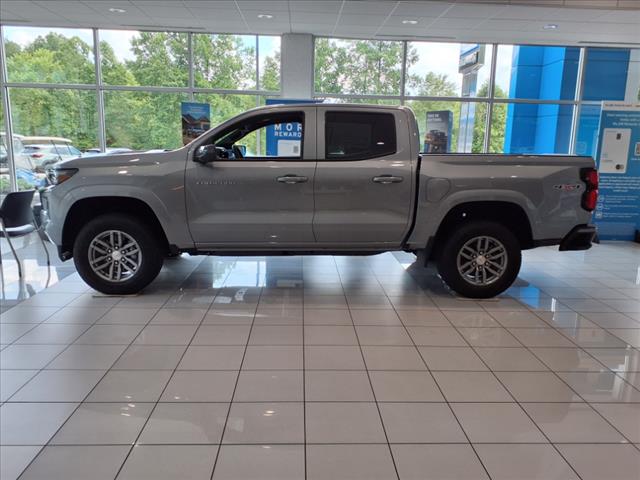 2025 Chevrolet Colorado WT/LT - Photo 3