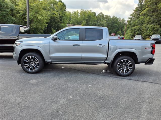 2025 Chevrolet Colorado Z71 - Photo 3