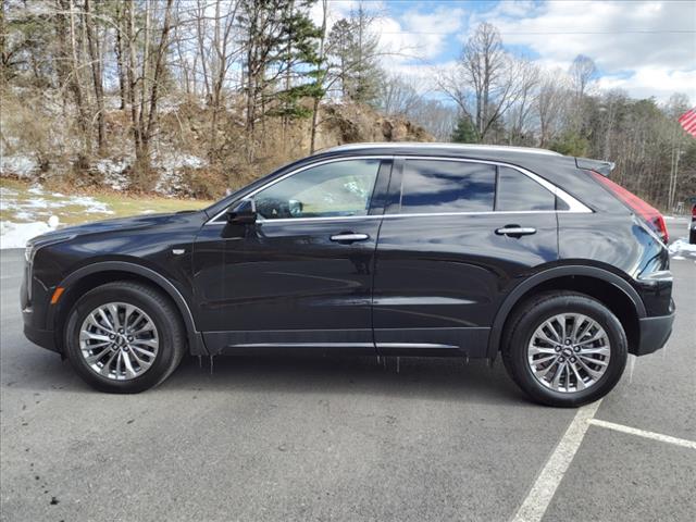 2024 Cadillac XT4 Premium Luxury - Photo 3