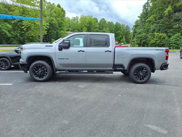 2025 Chevrolet Silverado 2500HD Custom - Photo 3