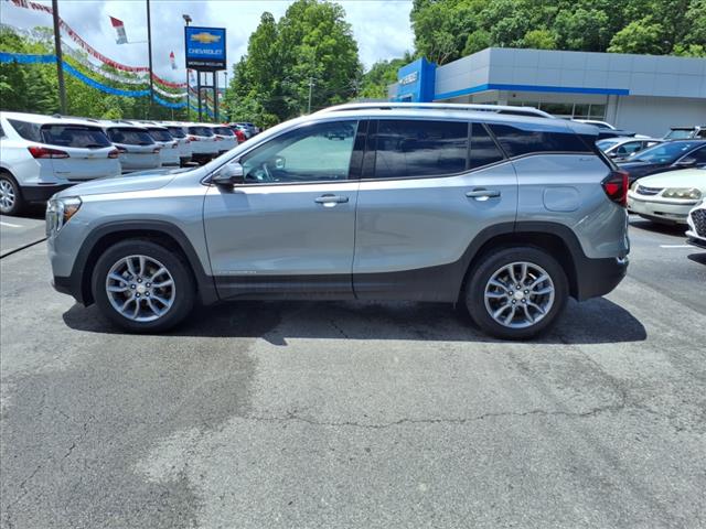 2024 GMC Terrain SLT - Photo 3