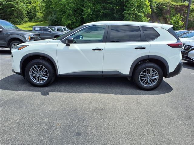 2023 Nissan Rogue S - Photo 3