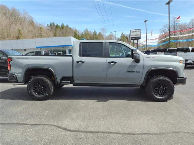 2024 Chevrolet Silverado 2500HD ZR2 - Photo 4