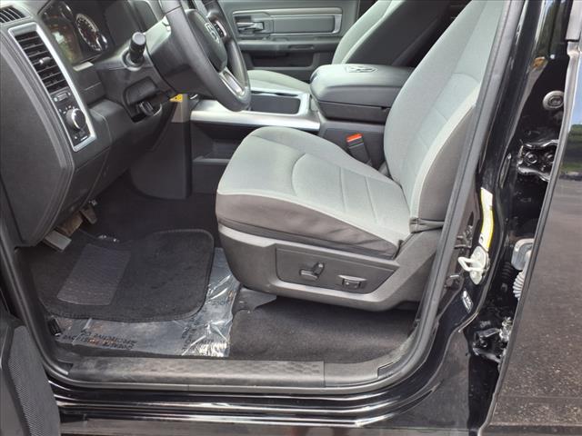 2023 RAM 1500 Classic SLT - Photo 5