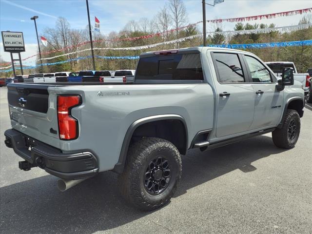 2024 Chevrolet Silverado 2500HD ZR2 - Photo 5
