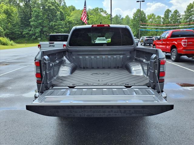 2024 Nissan Frontier SV - Photo 5