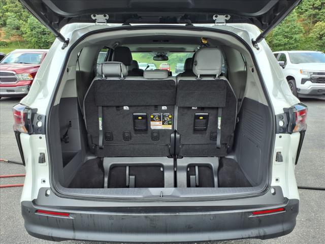 2023 Toyota Sienna  - Photo 5