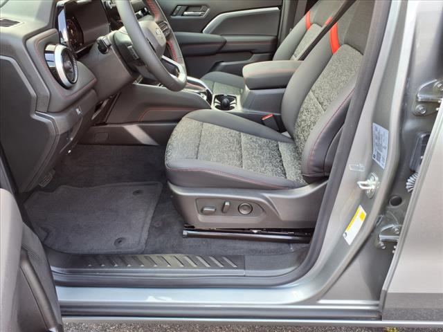 2025 Chevrolet Colorado Z71 - Photo 7