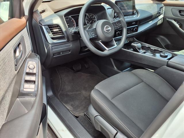2023 Nissan Rogue S - Photo 7
